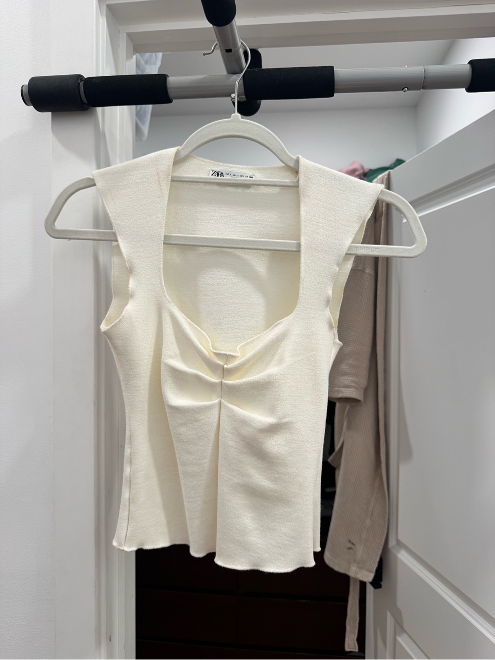 Zara Cream Ruched Front Sleeveless Knit Camisole